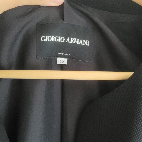 Giorgio Armani black blazer size 48 (14) tie close - Picture 4 of 8